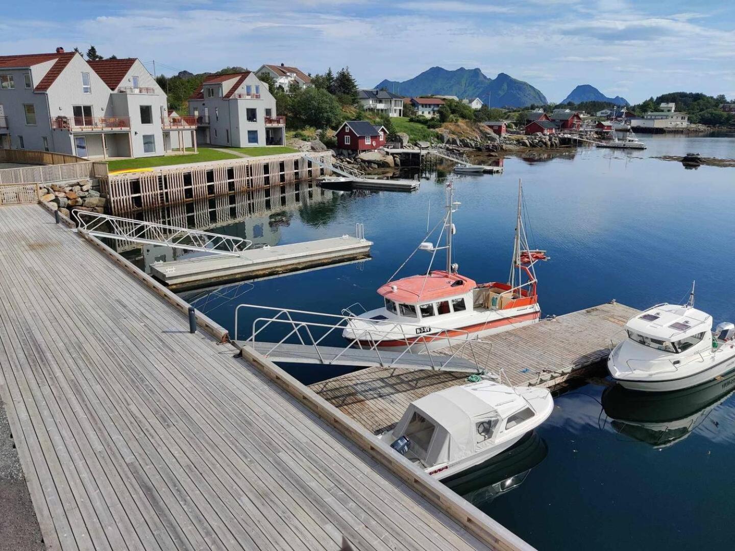 Ny Rorbu Pa Kaikanten Vakantiehuis Ballstad